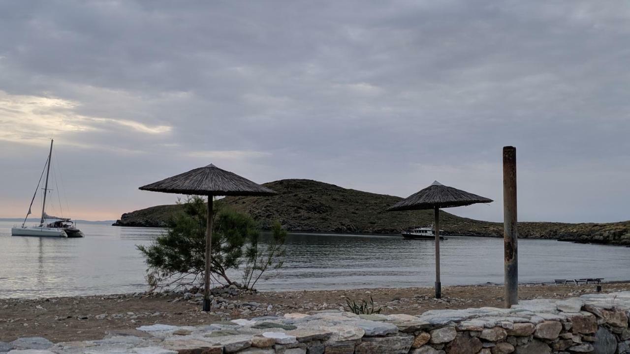 Tramonto Nel Delfini Apartamento Kini Exterior foto